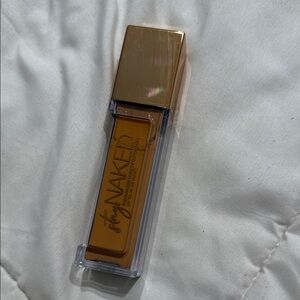 Stay Naked Liquid Foundation - Gold